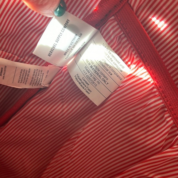 HERSCHEL SUPPLY CO. Heritage Canteen Crosshatch Saddle Brown Full Size Backpack - Picture 11 of 16